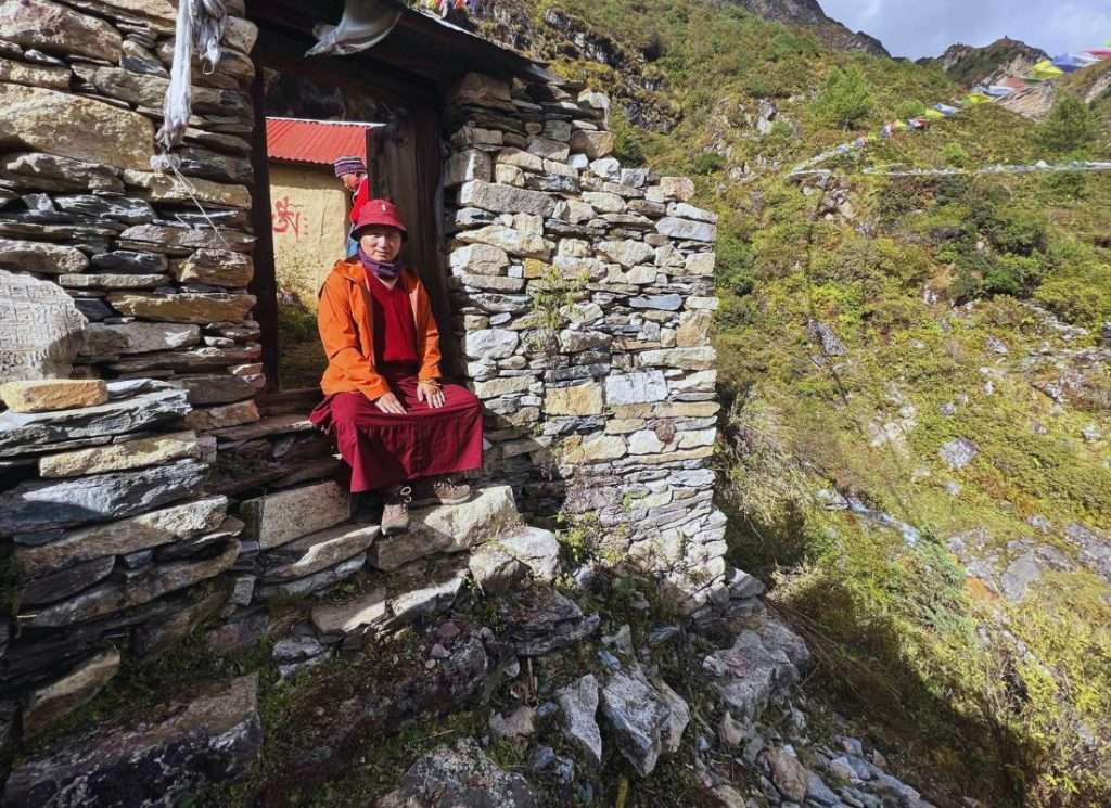 geshe tenzin zopa visiting home